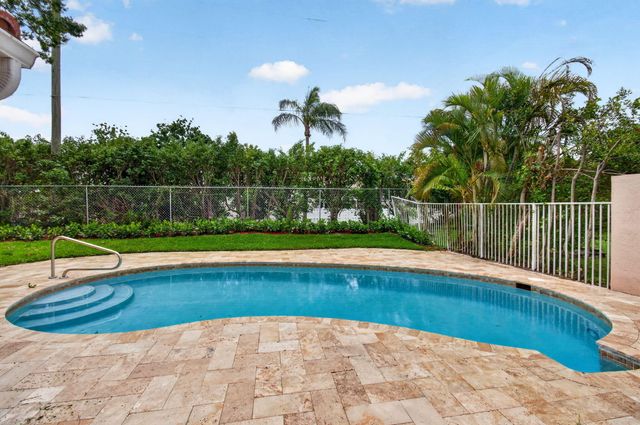 9380 Fox Trot Lane, Boca Raton, FL 33496
