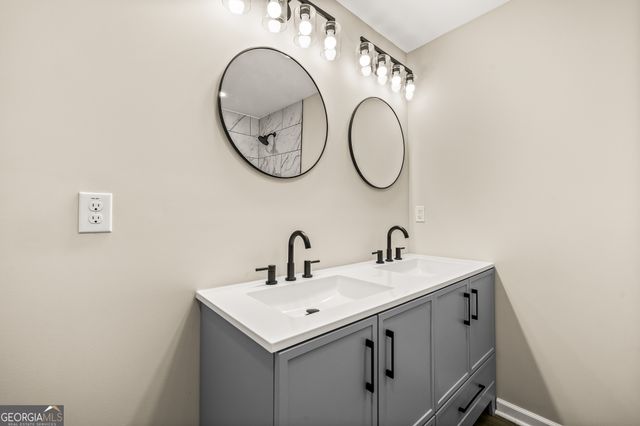 48 Owen Street, Toccoa, GA 30577