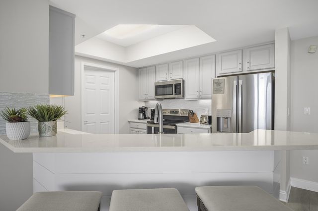 15100 Emerald Coast Parkway, UNIT 904, Destin, FL 32541