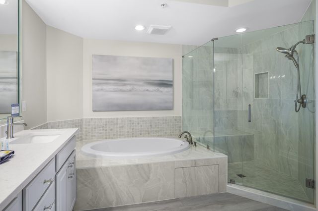 15100 Emerald Coast Parkway, UNIT 904, Destin, FL 32541