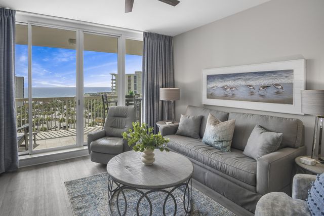 15100 Emerald Coast Parkway, UNIT 904, Destin, FL 32541