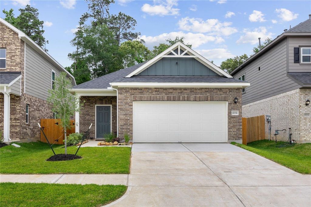 10216 Badger Run Lane, Magnolia, TX 77354