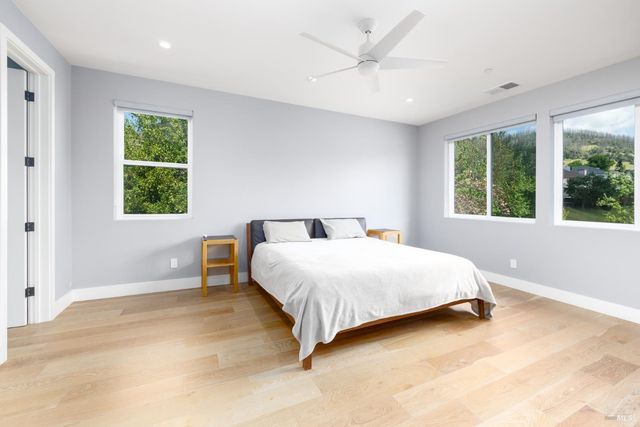 1500 San Ramon Way, Santa Rosa, CA 95409