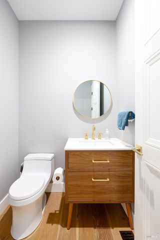 1500 San Ramon Way, Santa Rosa, CA 95409