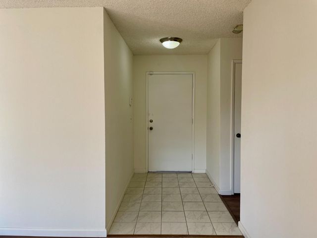 14853 W Middleton, Kerman, CA 93630