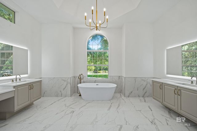 6820 Beaver Creek Drive, Fairhope, AL 36532