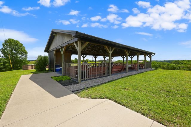 714 Cedar Ridge Road, Stanford, KY 40484