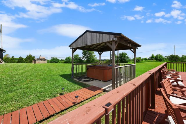 714 Cedar Ridge Road, Stanford, KY 40484