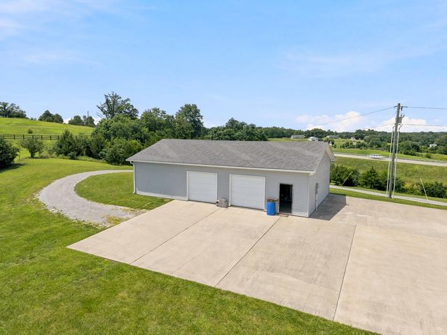 714 Cedar Ridge Road, Stanford, KY 40484