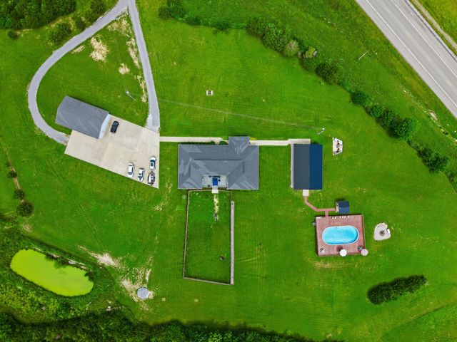 714 Cedar Ridge Road, Stanford, KY 40484