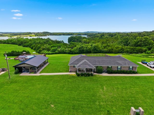 714 Cedar Ridge Road, Stanford, KY 40484