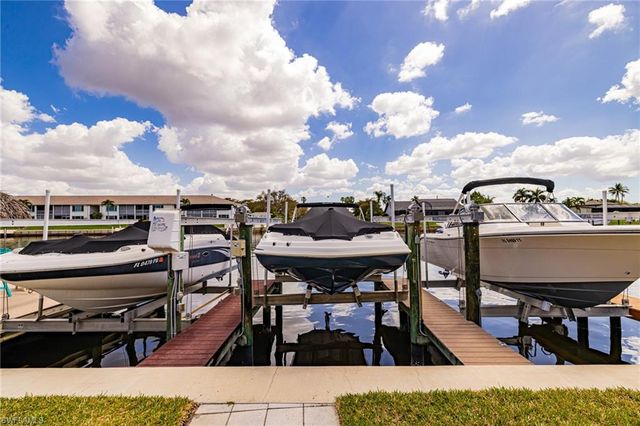 4041 SE 11th PL 104, Cape Coral, FL 33904