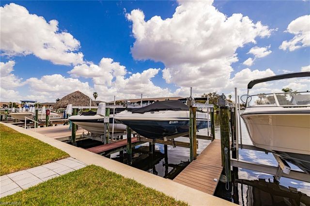 4041 SE 11th PL 104, Cape Coral, FL 33904