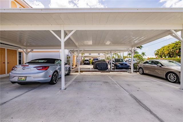 4041 SE 11th PL 104, Cape Coral, FL 33904