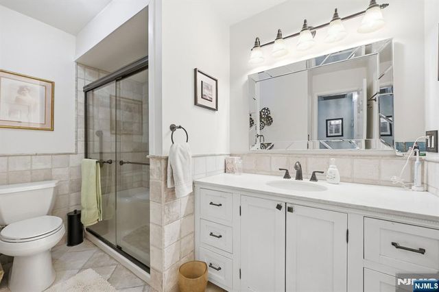 41 Lexington Lane F, West Milford, NJ 07480