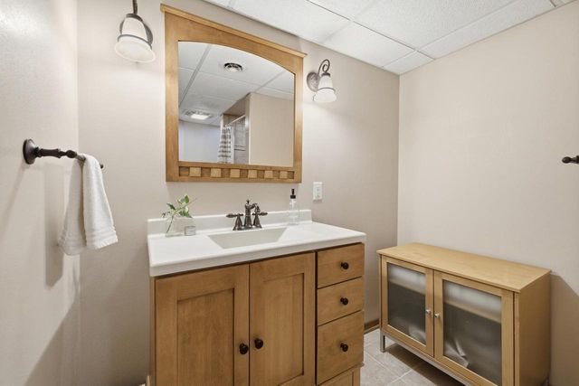 10205 W Feerick PLACE, Wauwatosa, WI 53222