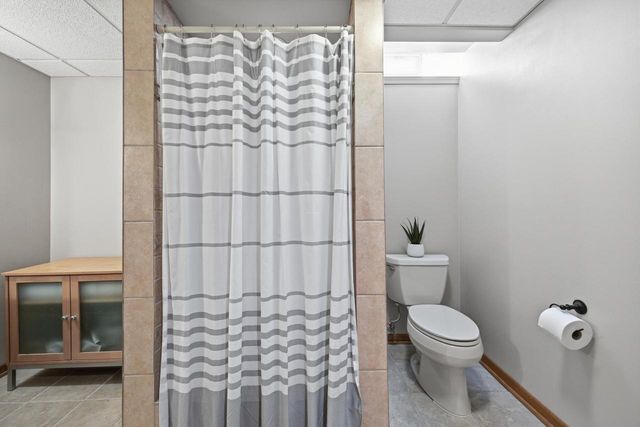 10205 W Feerick PLACE, Wauwatosa, WI 53222