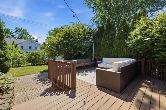 10205 W Feerick PLACE, Wauwatosa, WI 53222