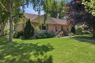 10205 W Feerick PLACE, Wauwatosa, WI 53222
