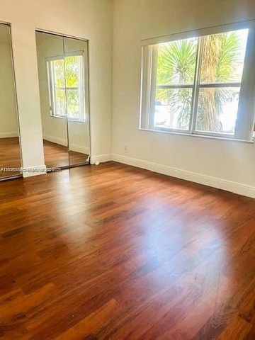 16373 NW 16th St, Pembroke Pines, FL 33028