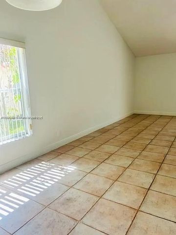 16373 NW 16th St, Pembroke Pines, FL 33028