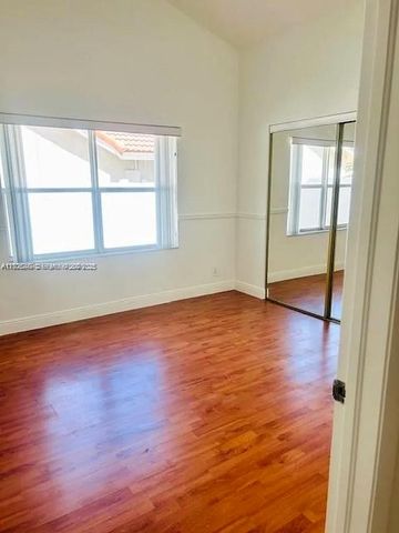 16373 NW 16th St, Pembroke Pines, FL 33028
