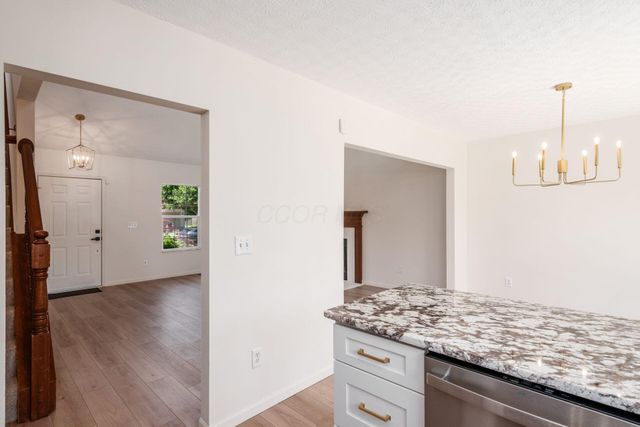 3918 Highland Bluff Drive, Groveport, OH 43125