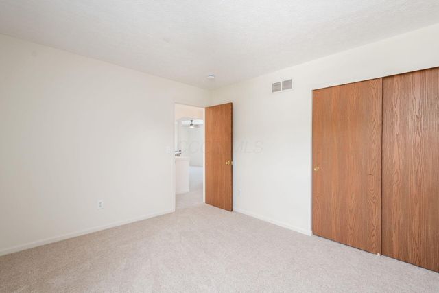 3918 Highland Bluff Drive, Groveport, OH 43125