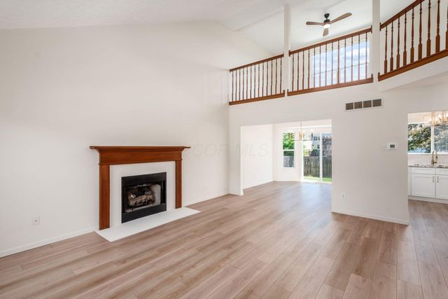 3918 Highland Bluff Drive, Groveport, OH 43125