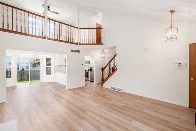 3918 Highland Bluff Drive, Groveport, OH 43125