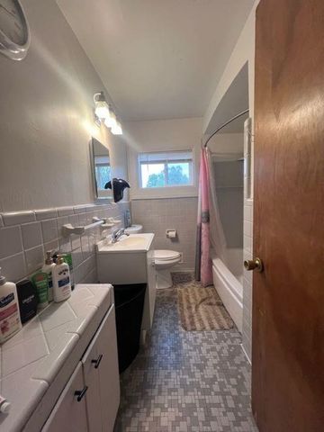 5413 Fleming Road, Flint, MI 48504