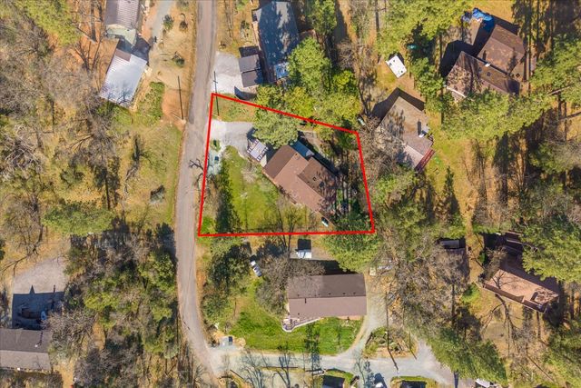 5863 Silver Saddle Dr, Hathaway Pines, CA 95233