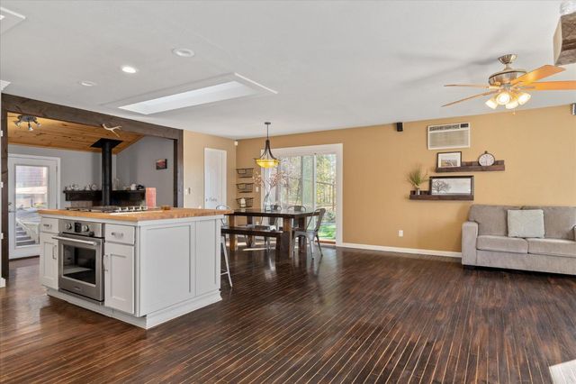 5863 Silver Saddle Dr, Hathaway Pines, CA 95233