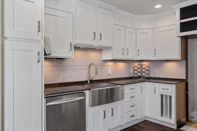 5863 Silver Saddle Dr, Hathaway Pines, CA 95233