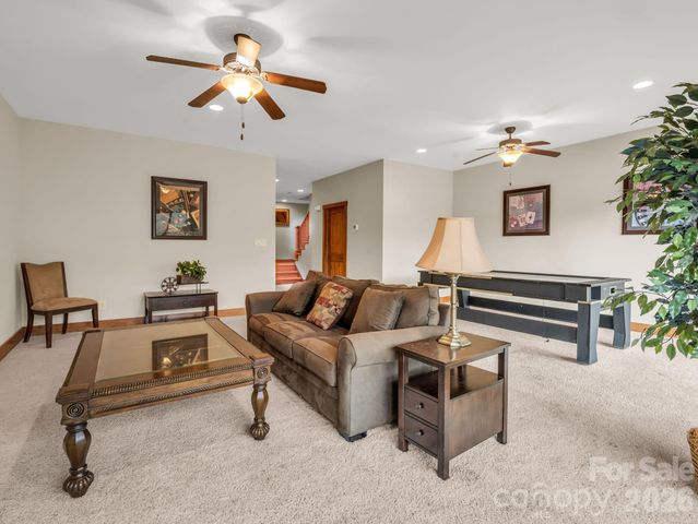 268 Wambli Pass, Lake Lure, NC 28746