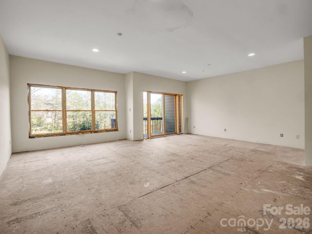 268 Wambli Pass, Lake Lure, NC 28746