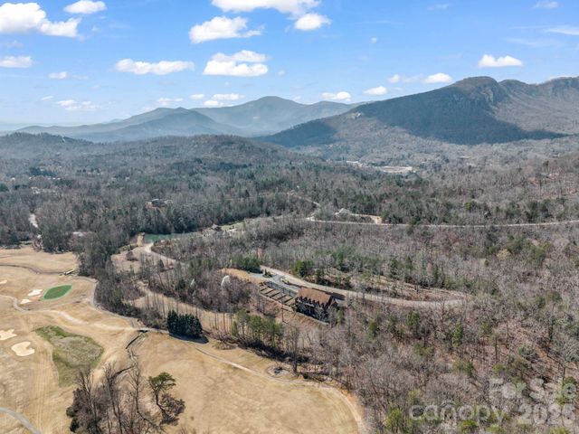268 Wambli Pass, Lake Lure, NC 28746