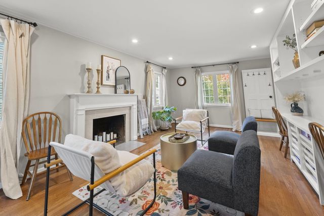 1481 Doone Road, Columbus, OH 43221