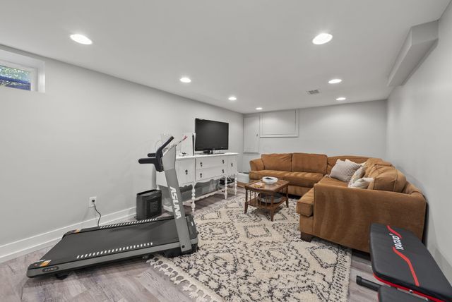 1481 Doone Road, Columbus, OH 43221