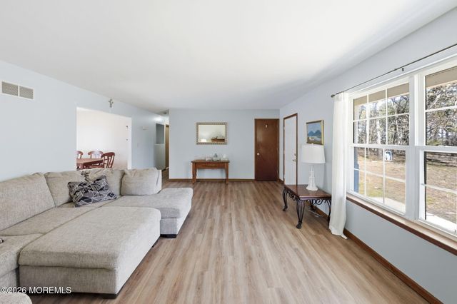 741 Pinehurst Road, New Egypt, NJ 08533