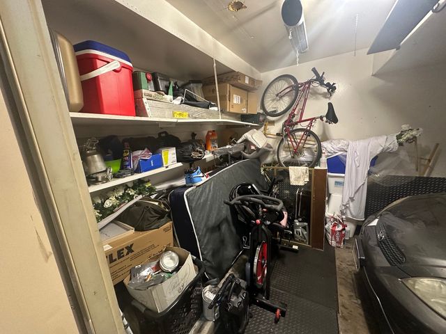 5700 Dutch Mill Court D, Hanover Park, IL 60133