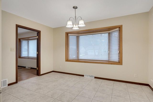 713 Hanson COURT, Onalaska, WI 54650