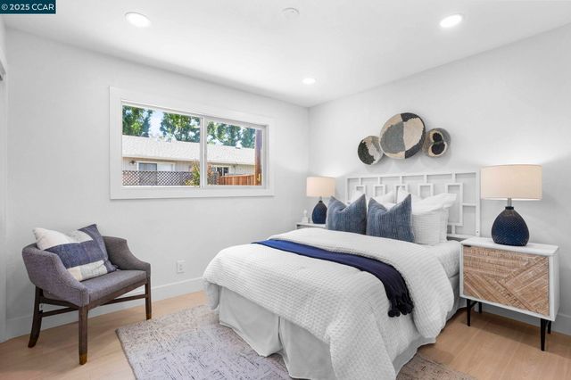 4650 Regina Ln, Concord, CA 94521
