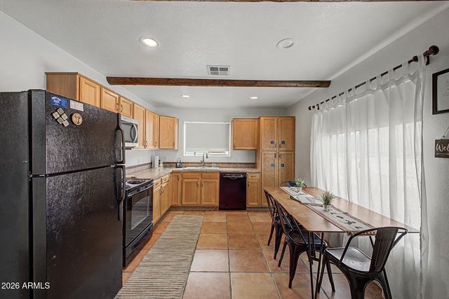 539 N MADISON Street, Wickenburg, AZ 85390
