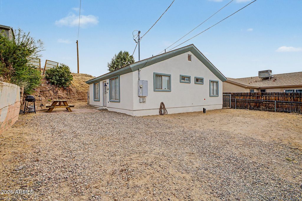 539 N MADISON Street, Wickenburg, AZ 85390 — photo 3