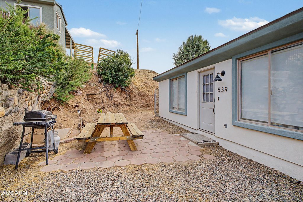 539 N MADISON Street, Wickenburg, AZ 85390 — photo 5