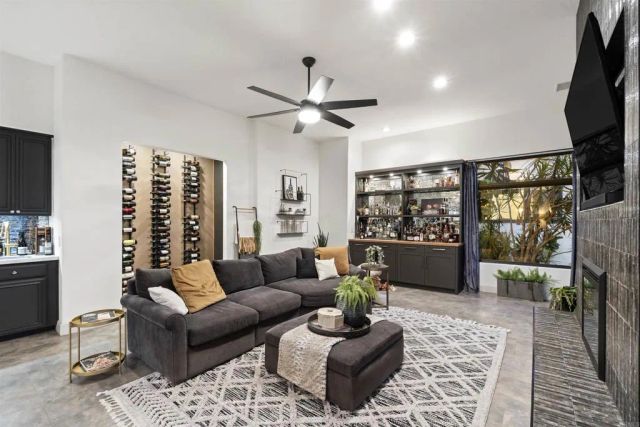 17940 Avenida Alondra, Rancho Santa Fe, CA 92067