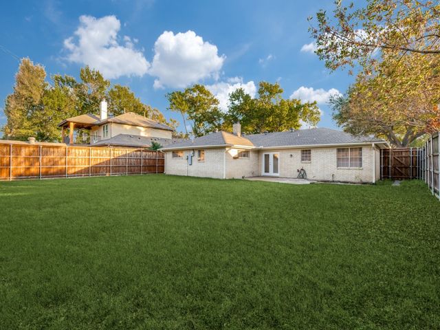 1429 Amherst Drive, Plano, TX 75075