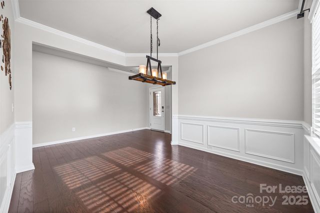 17124 Snug Harbor Road, Charlotte, NC 28278