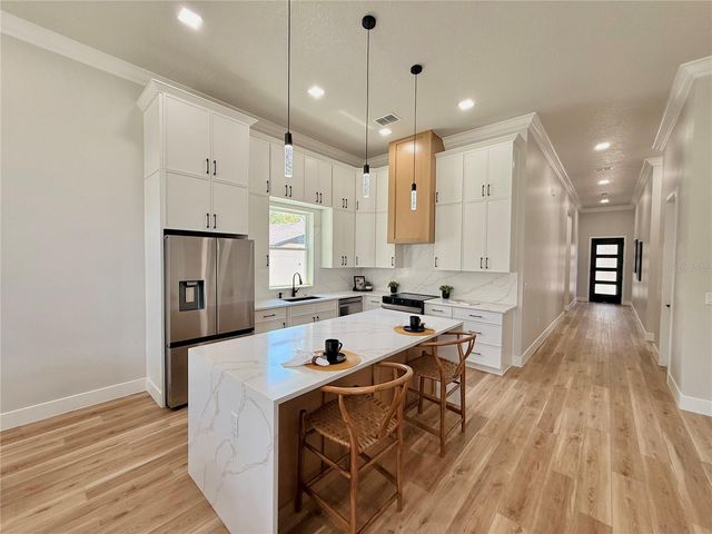 5637 MARINELL DRIVE, Orlando, FL 32809